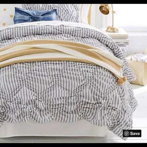 Pottery Barn Teen Chambray Stripe comforter
